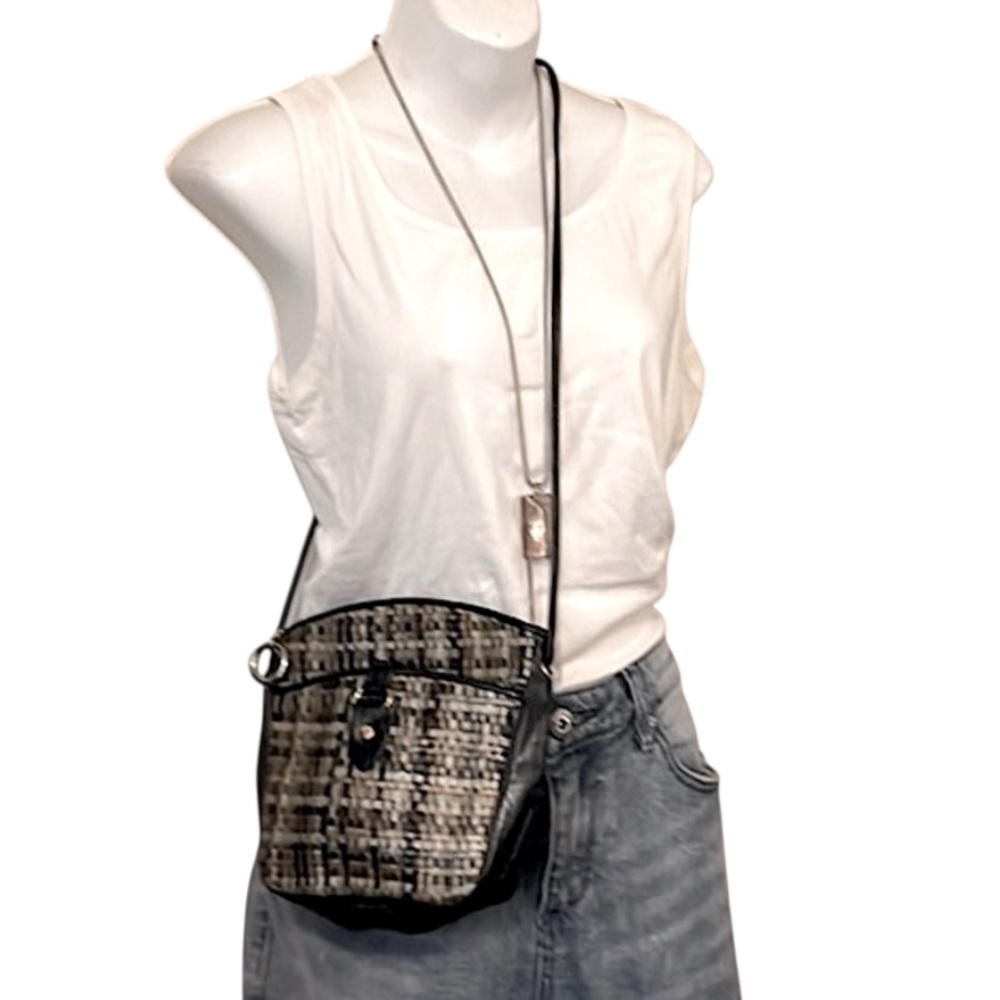 Ganson Womens Vintage Woven Metallic Leather Plaid Crossbody Shoulder Bag
